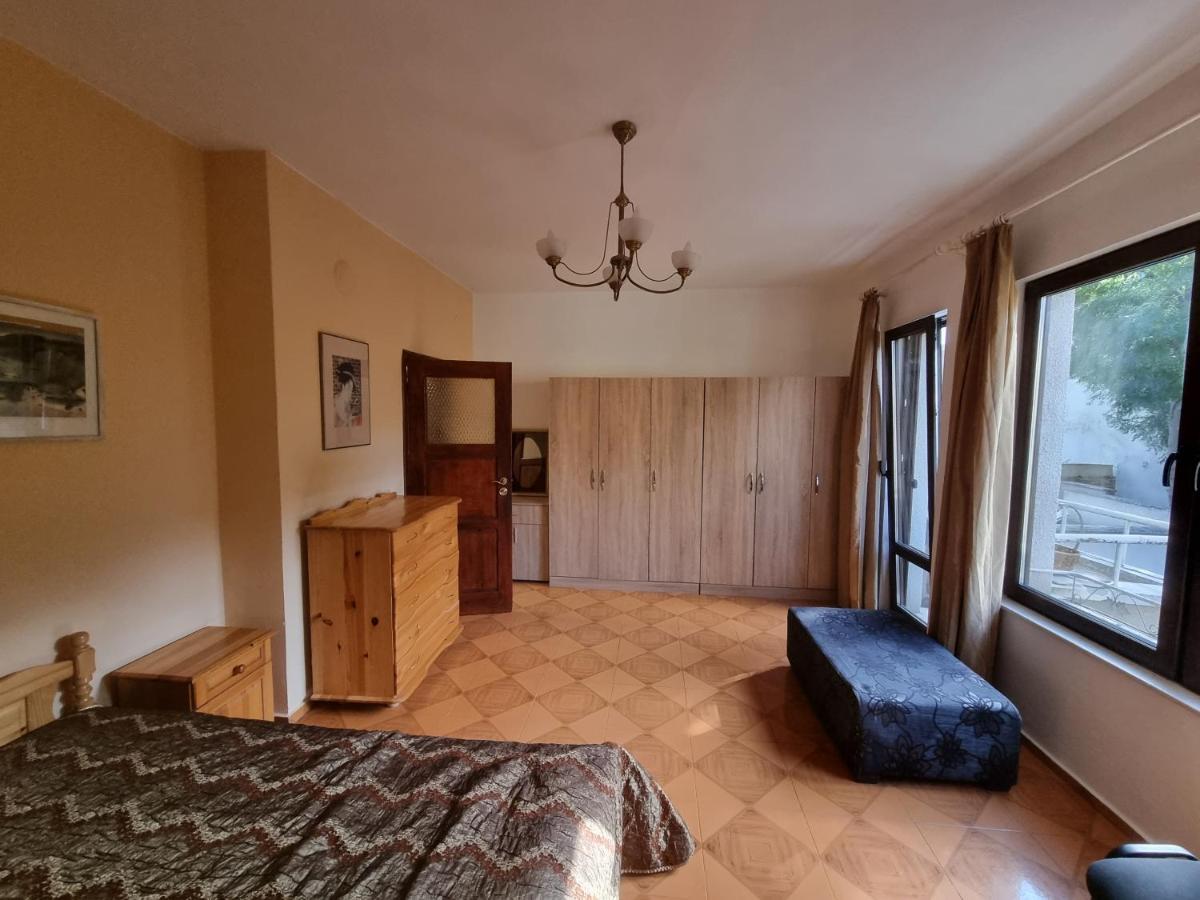 Tsar Simeon, 2 Bedroom, Living Room And Fireplace Sofia Bagian luar foto